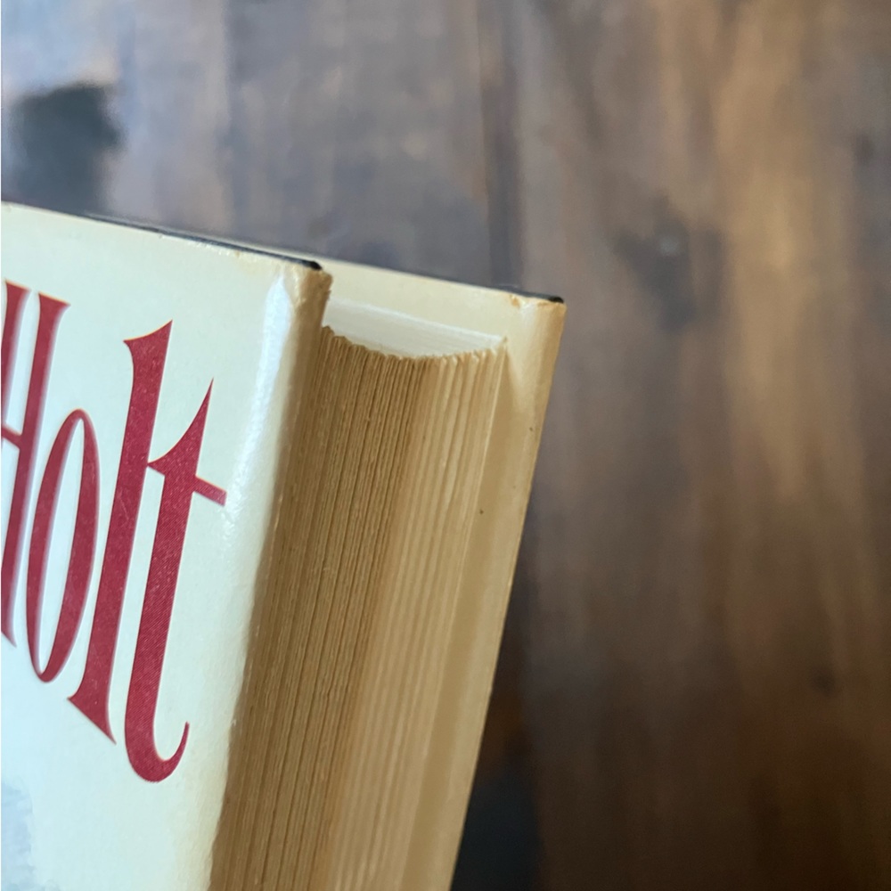 The Judas Kiss by Victoria Holt - Vintage Book Club Edition Hardcover 1981 - Picture 5 of 16
